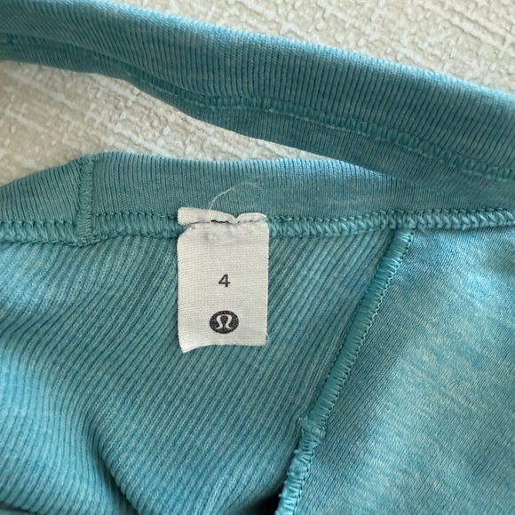 Lululemon Ribbed Tank Top 2 - Picture 4 of 4